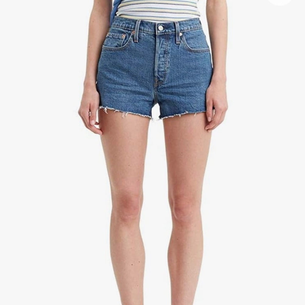Levi’s 501 original high rise denim shorts. Size 25.